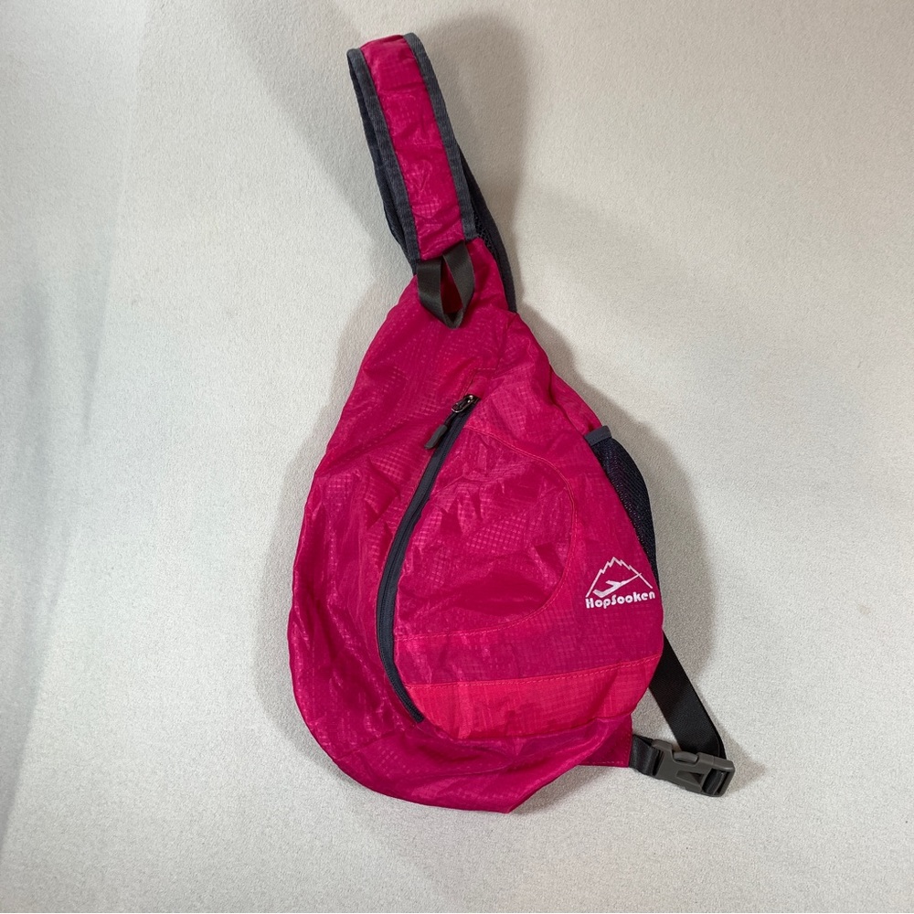 Hopsooken Womens hiking outdoors camping light bag